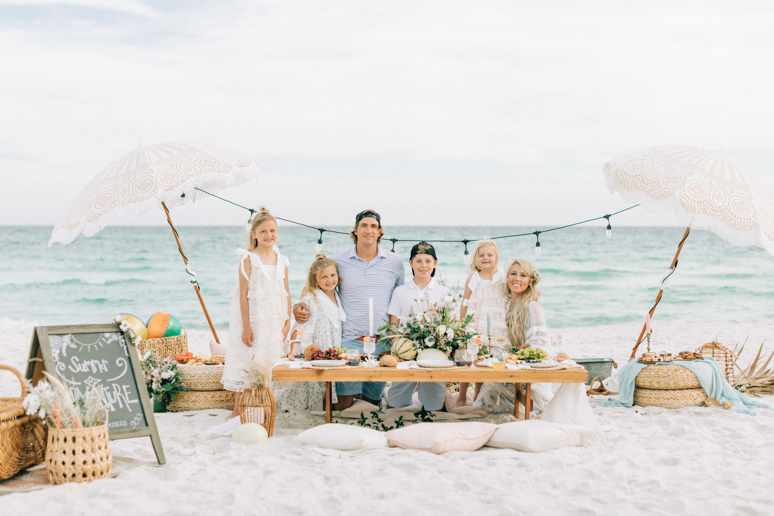 seaside picnic aesthetic 