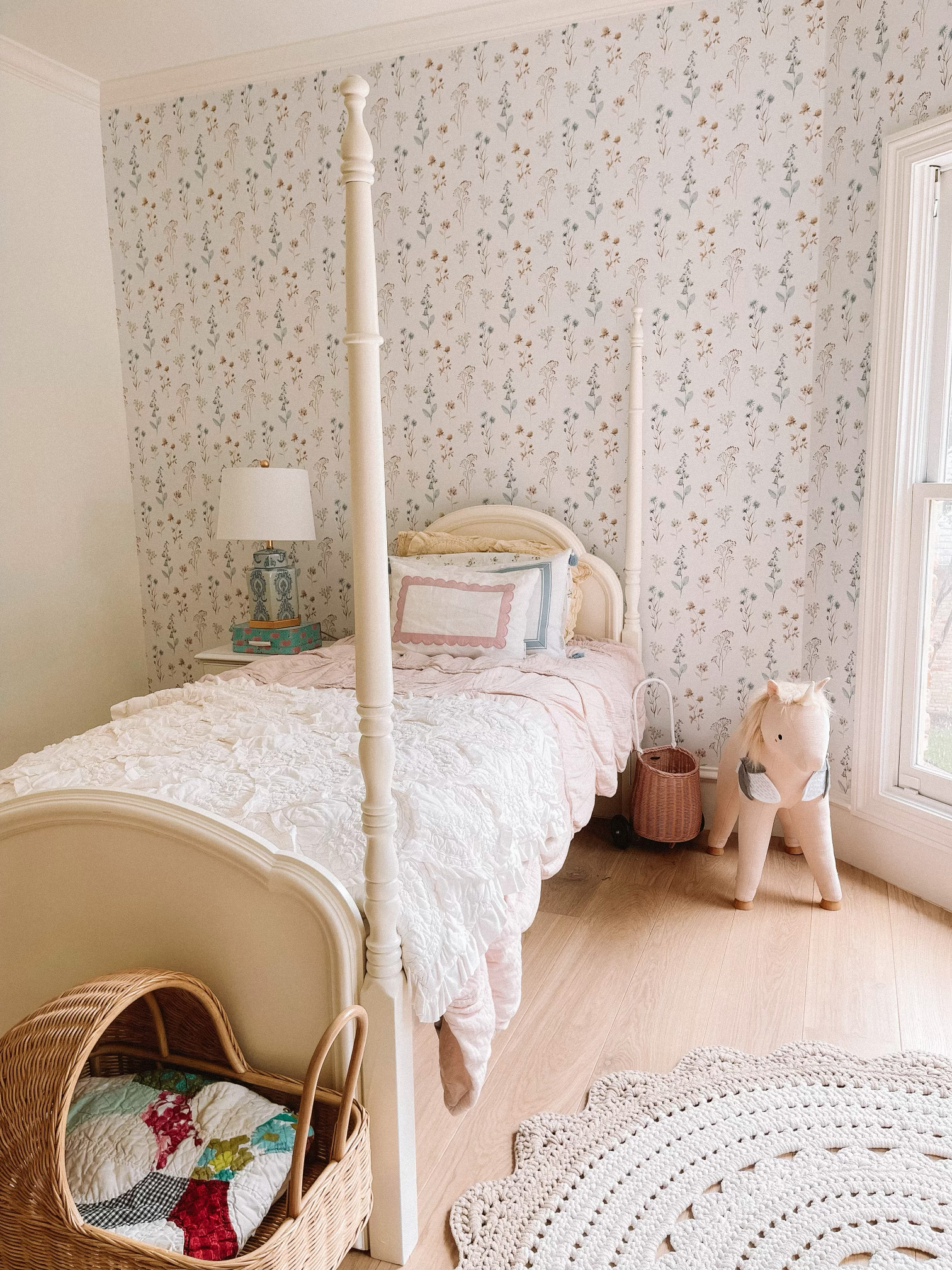 bedroom wallpaper
