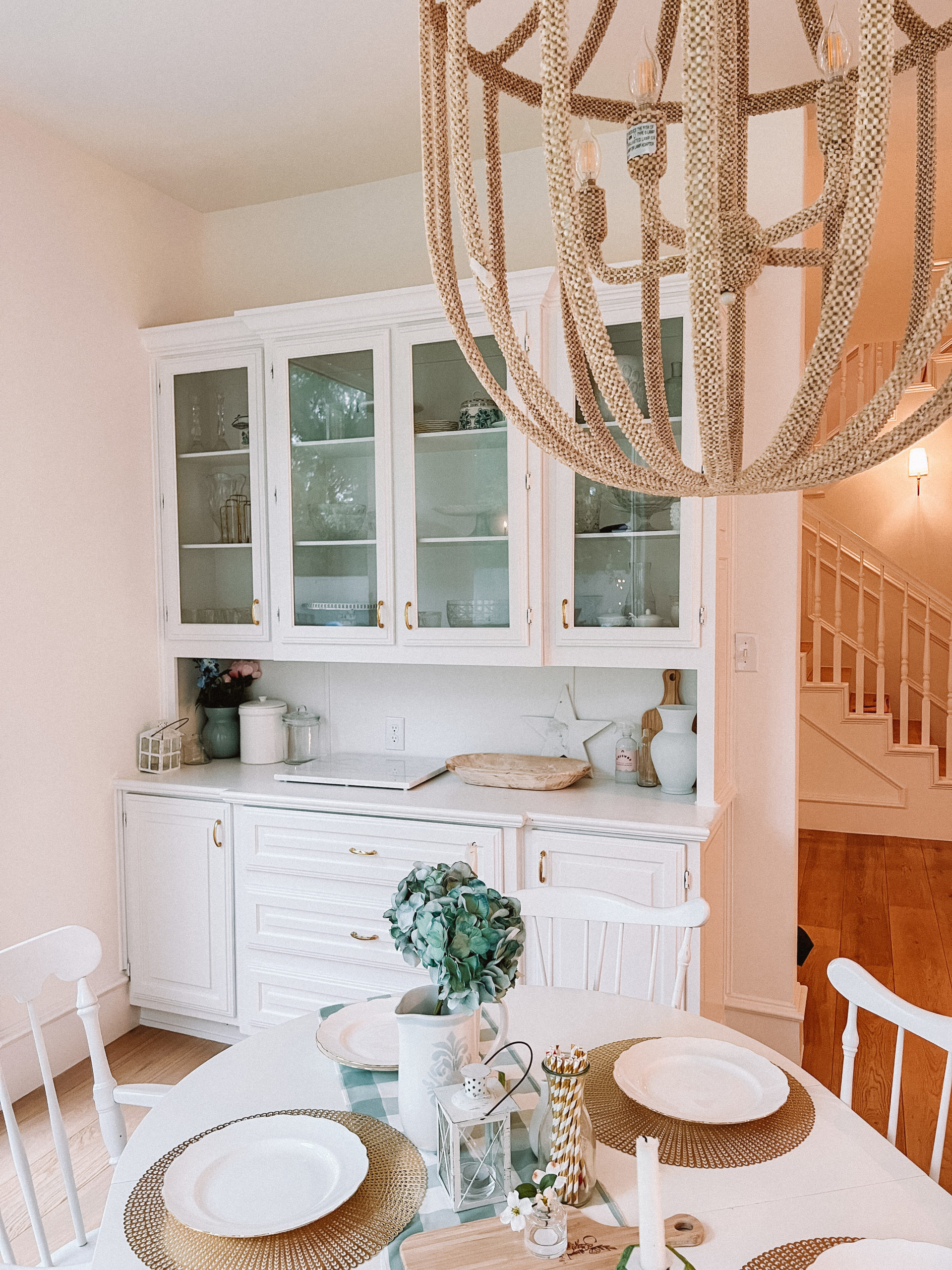 breakfast area lighting