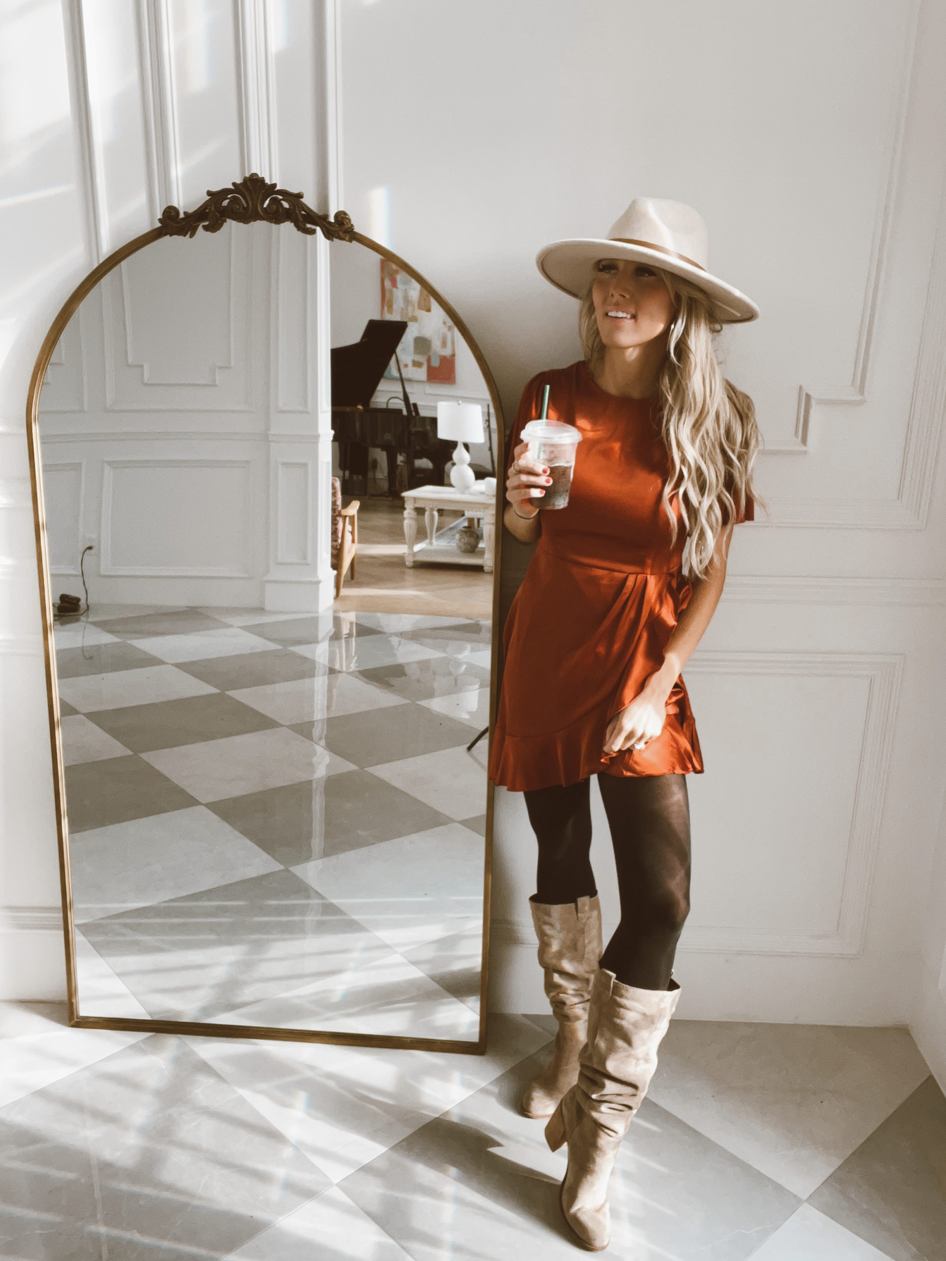 Casey Wiegand fall fashion outfits 