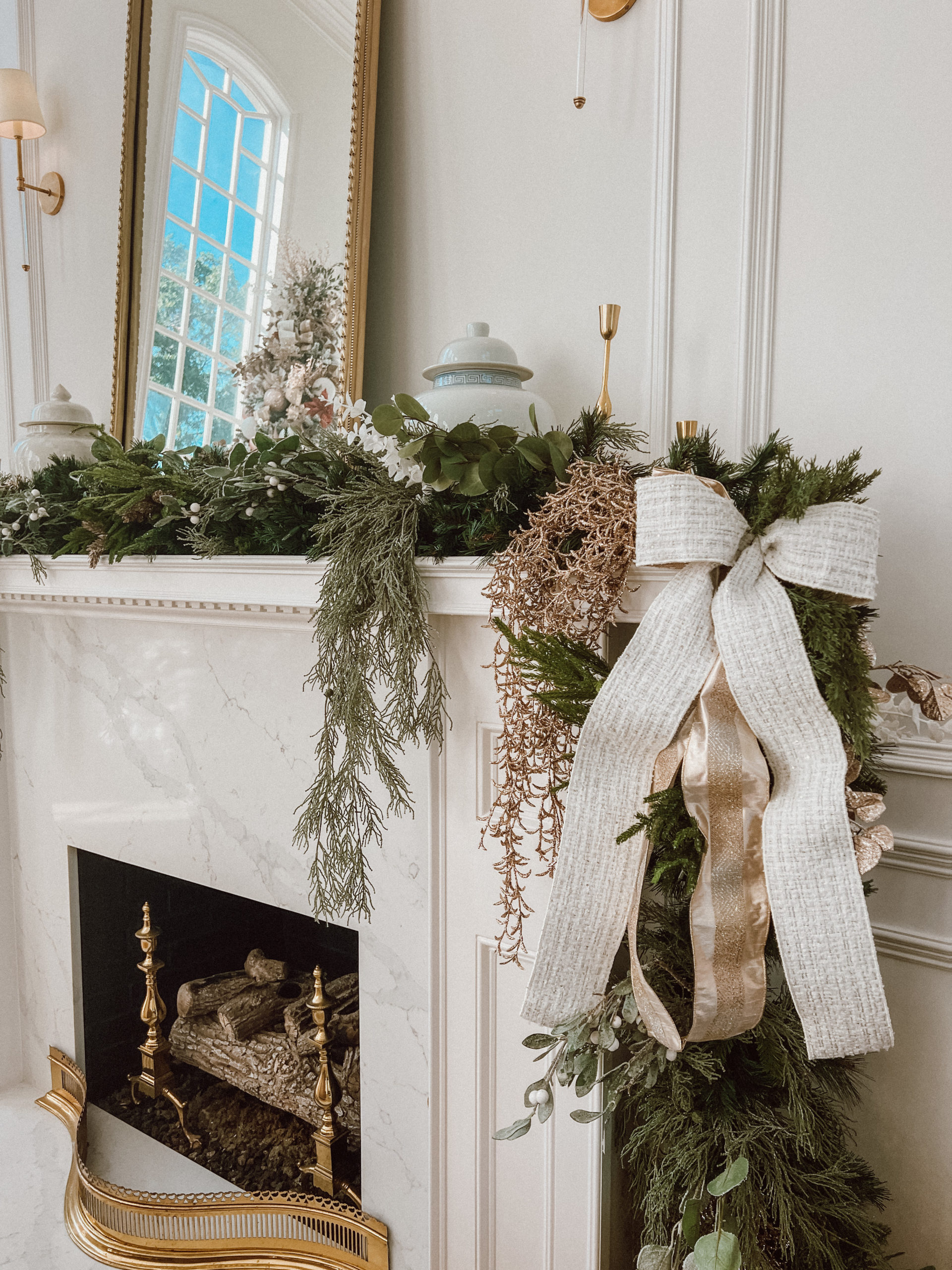 christmas mantle decorations