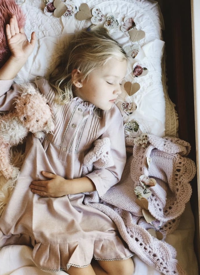 kid holiday gift guide 2021