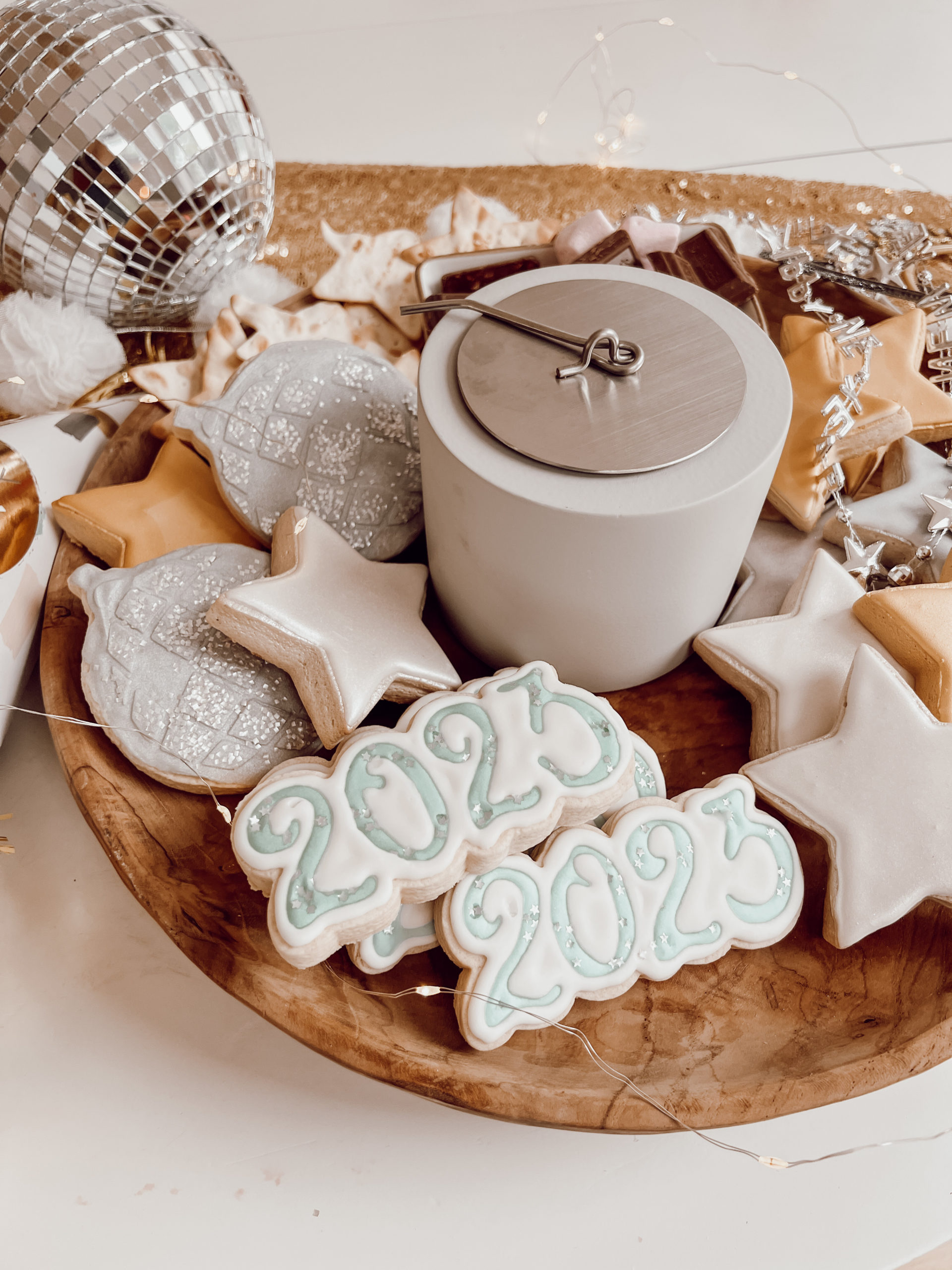 wiegands blog new years eve charcuterie board 