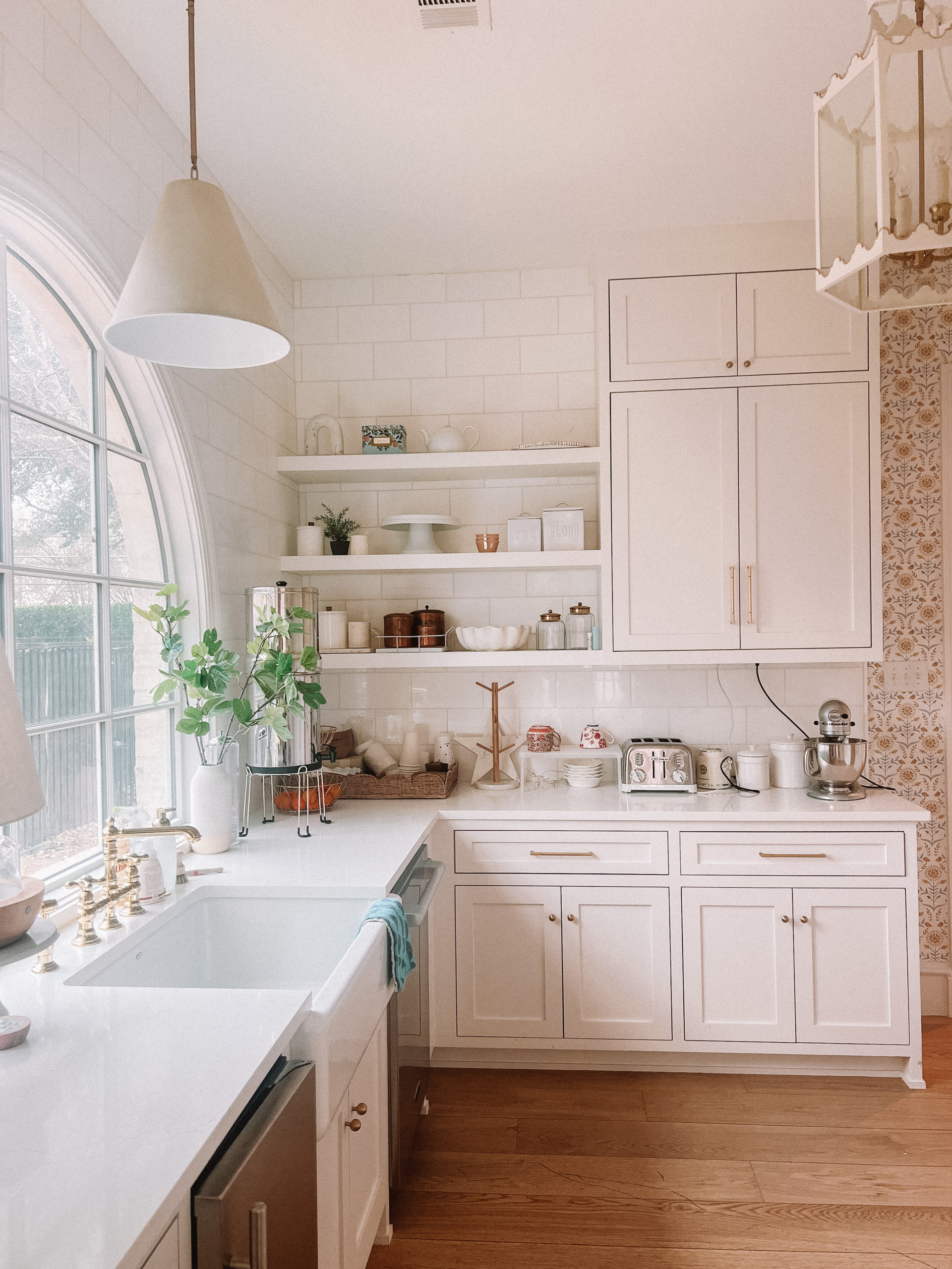 updated pantry shelves