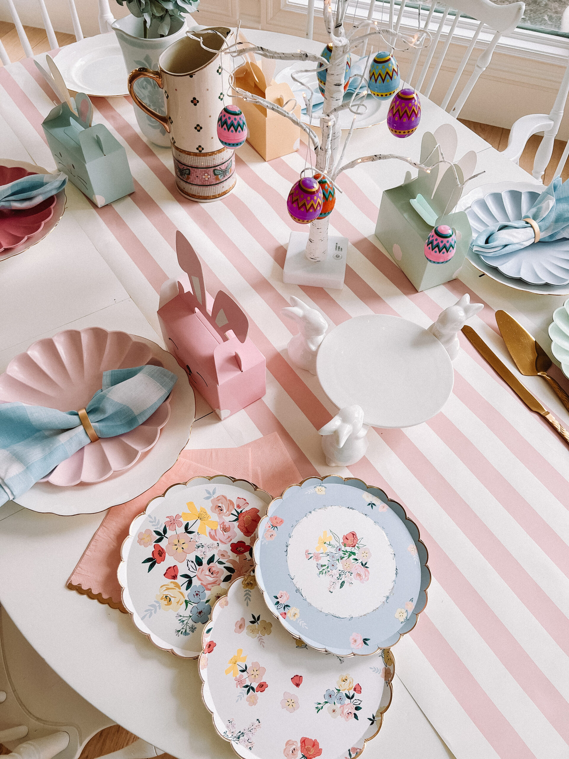Casey Wiegand easter tablescape napkins