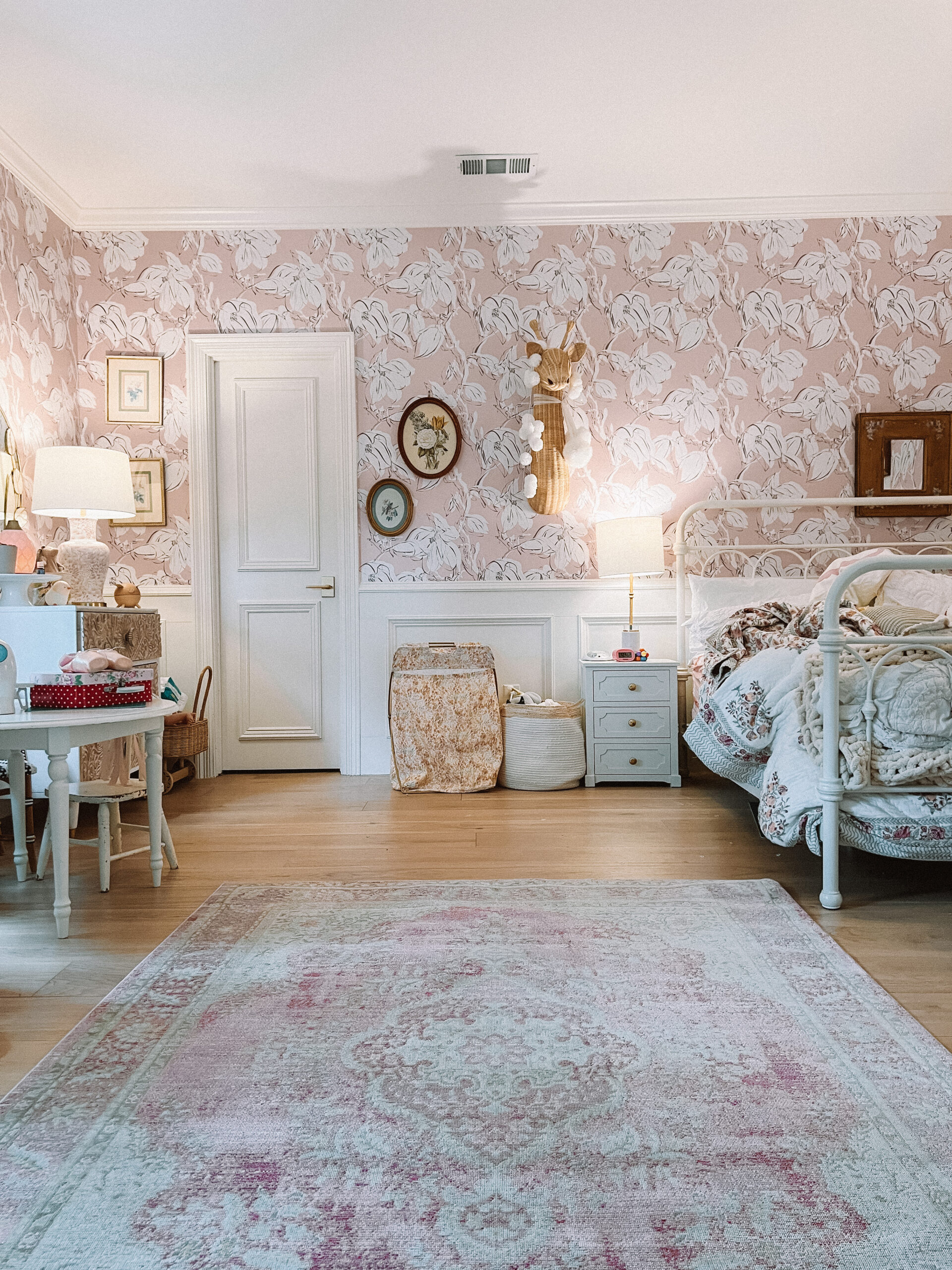 Casey Wiegand amazon rugs bedroom
