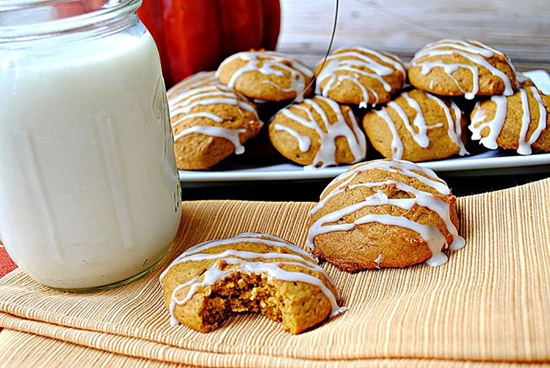 fall desserts table