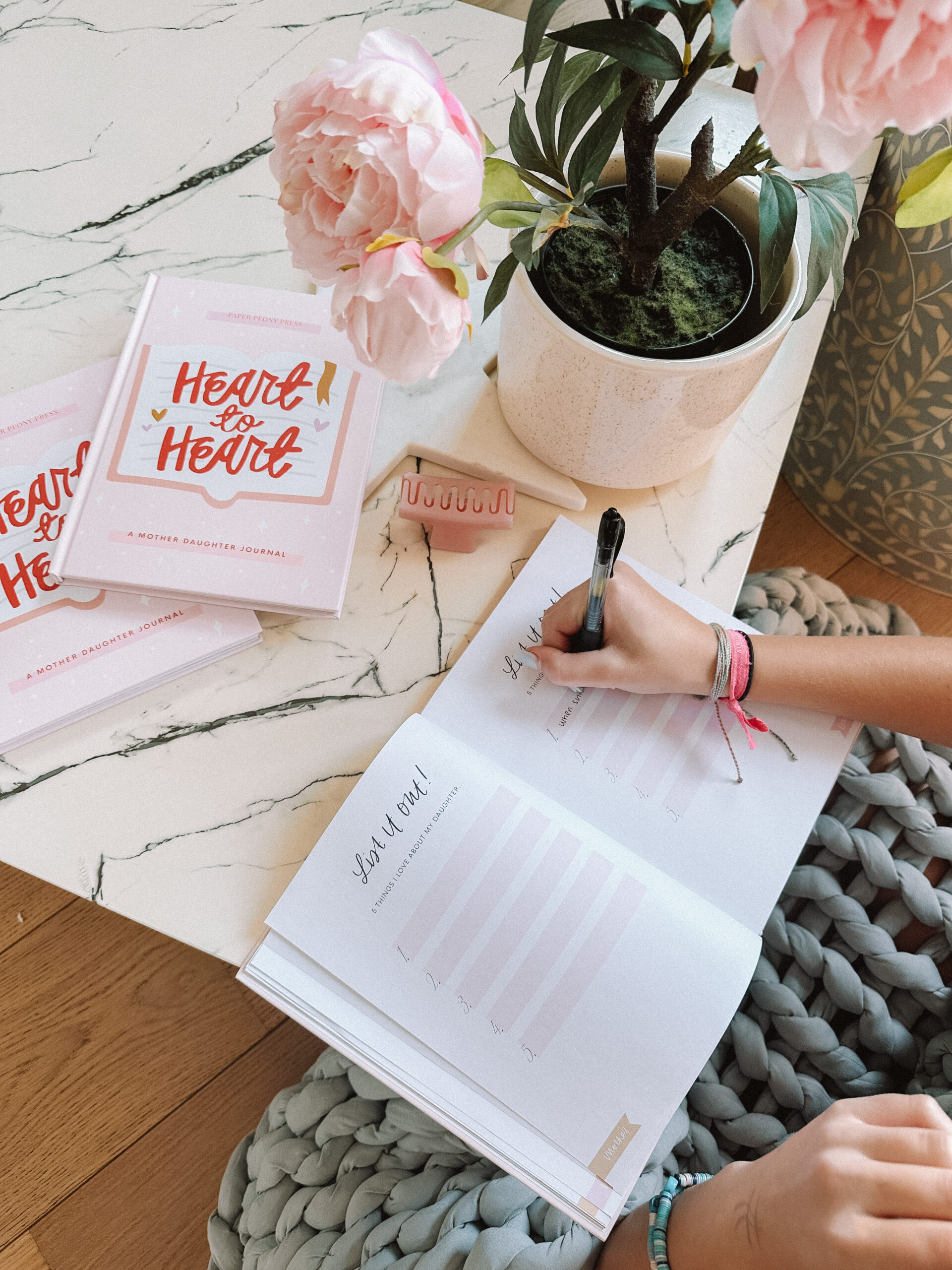 mother daughter journaling