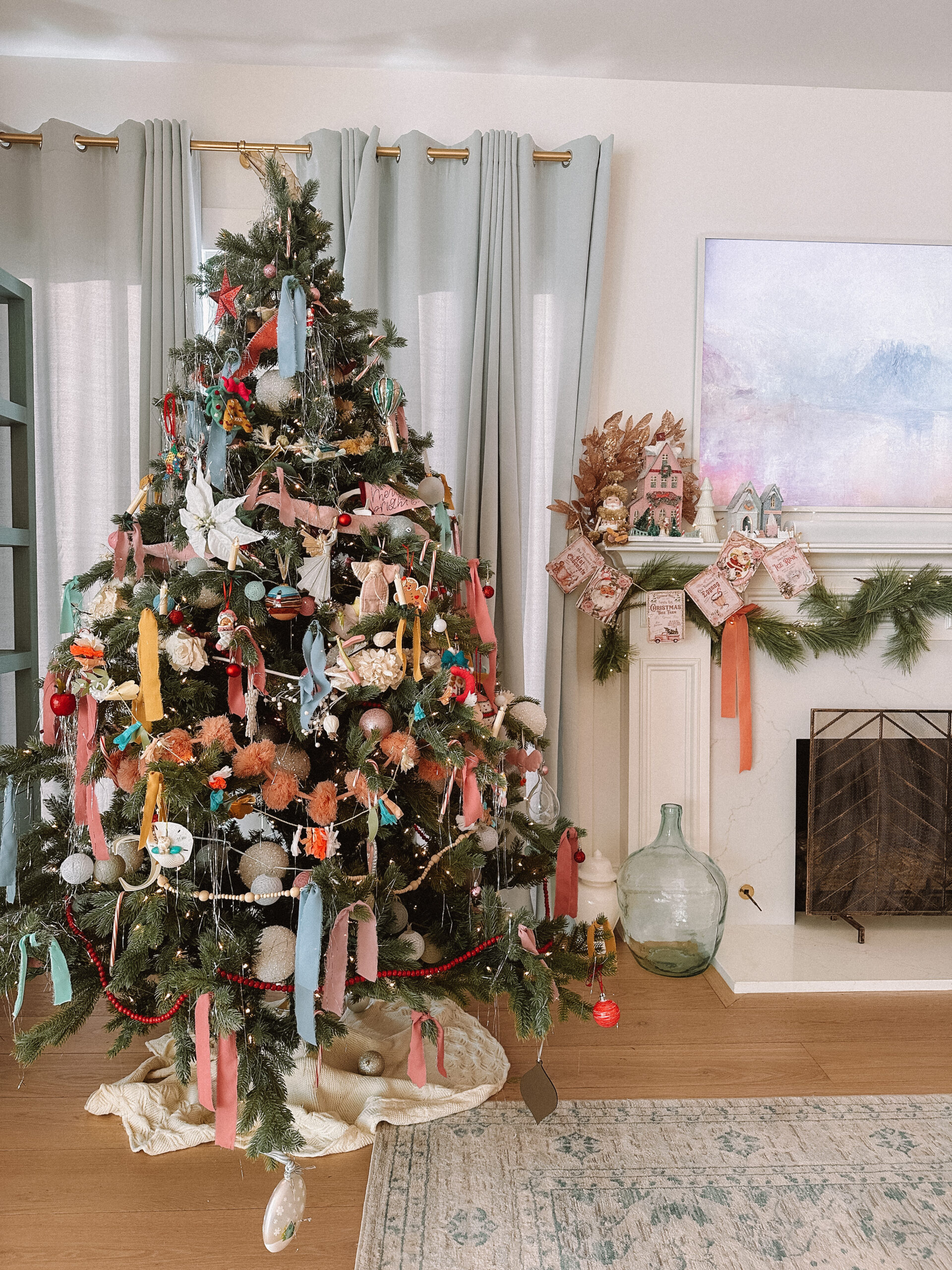 holiday ribbon on tree