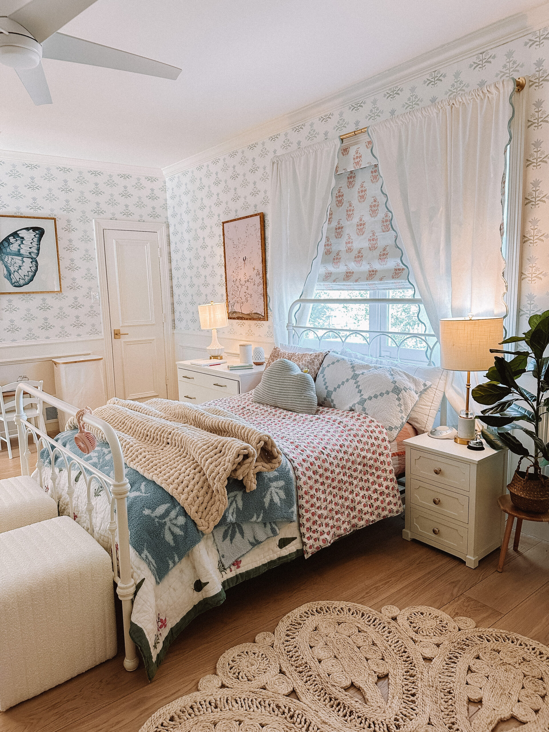 design girls bedroom ideas wallpaper