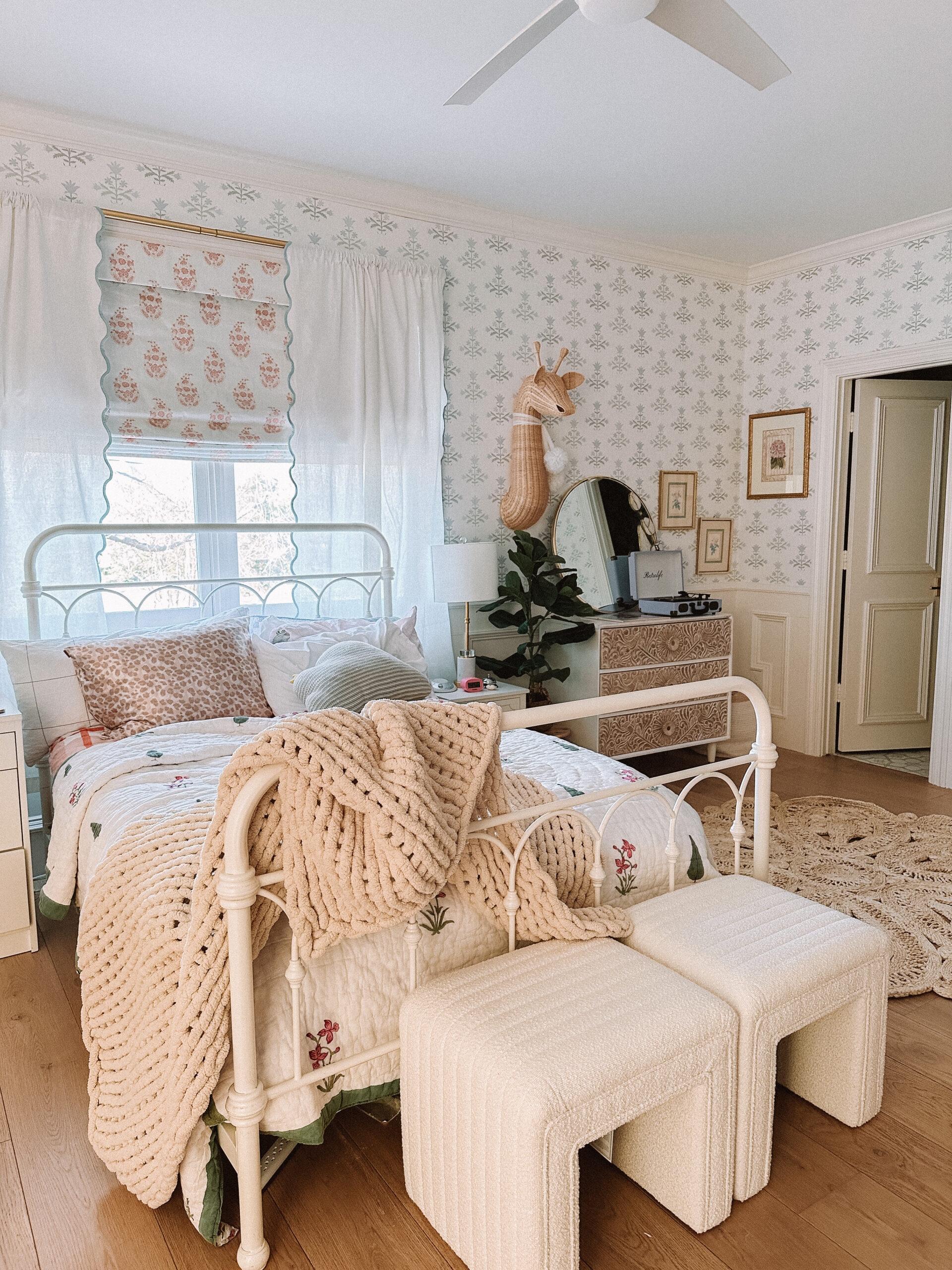 teen girls bedroom ideas wallpaper casey wiegand