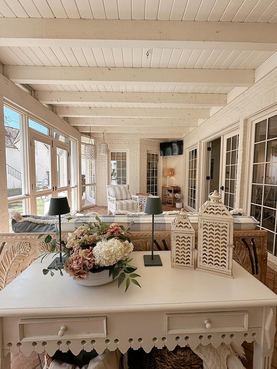 stylish outdoor lighting
