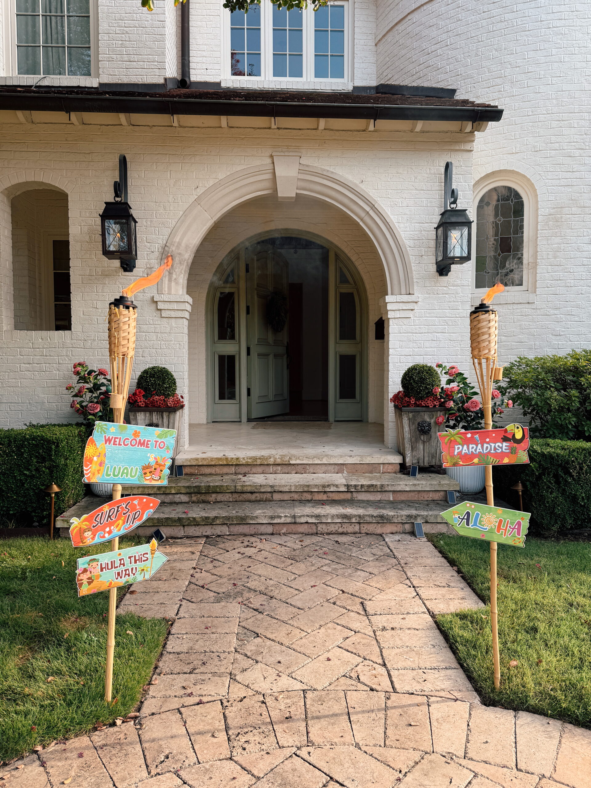 Casey Wiegand tropical party ideas